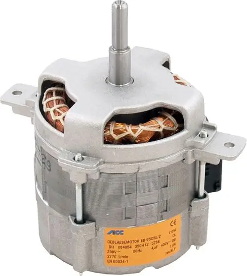Elektromotor mit Kondensator, ausgestattet mit Kupferwicklungen und montierbaren Halterungen. Geeignet für Anwendungen bei MAN-Blaubrennern. Marke: Wolf.